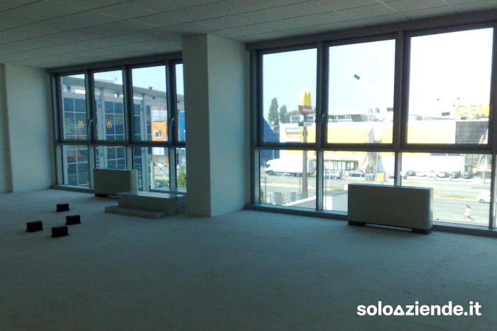 Vendita Immobili uso ufficio - ambulatorio OPEN-SPACE 160 MQ  a Padova (PD)